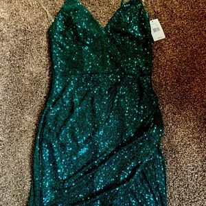 Hunter green sequined dress. New with tags